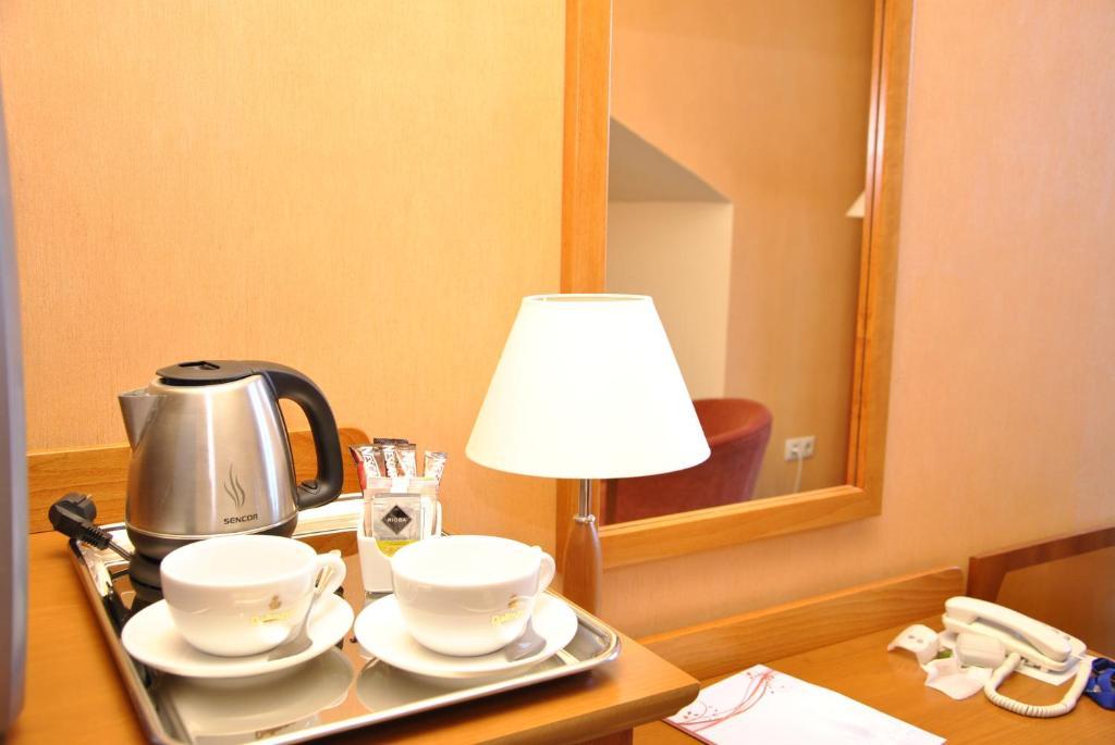 Vitalmed Hotel Sarvar Phòng bức ảnh