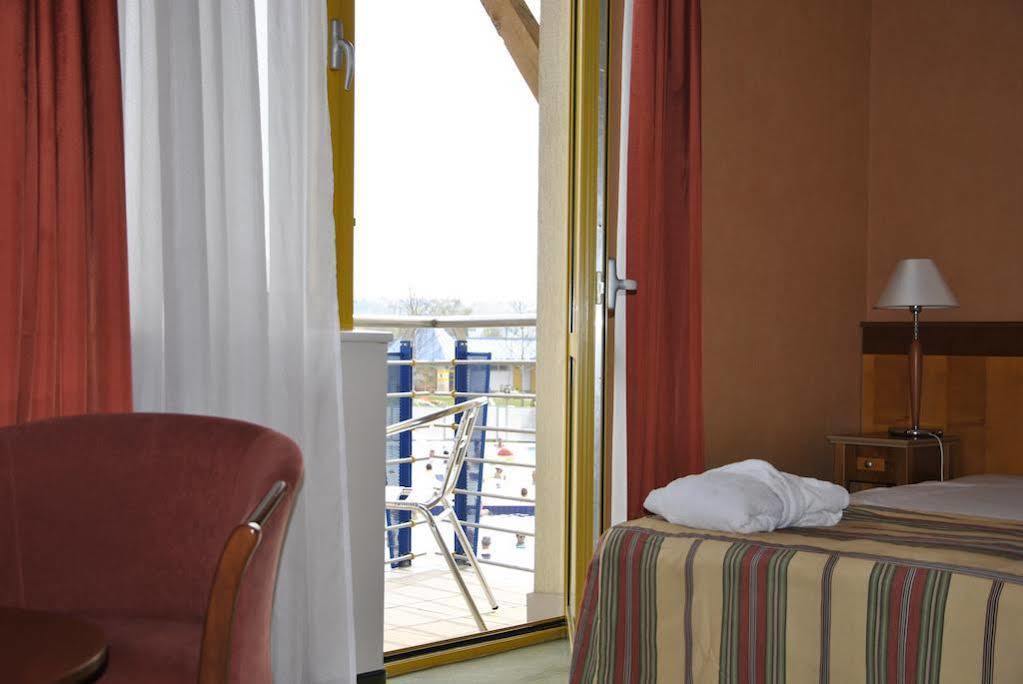 Vitalmed Hotel Sarvar Ngoại thất bức ảnh